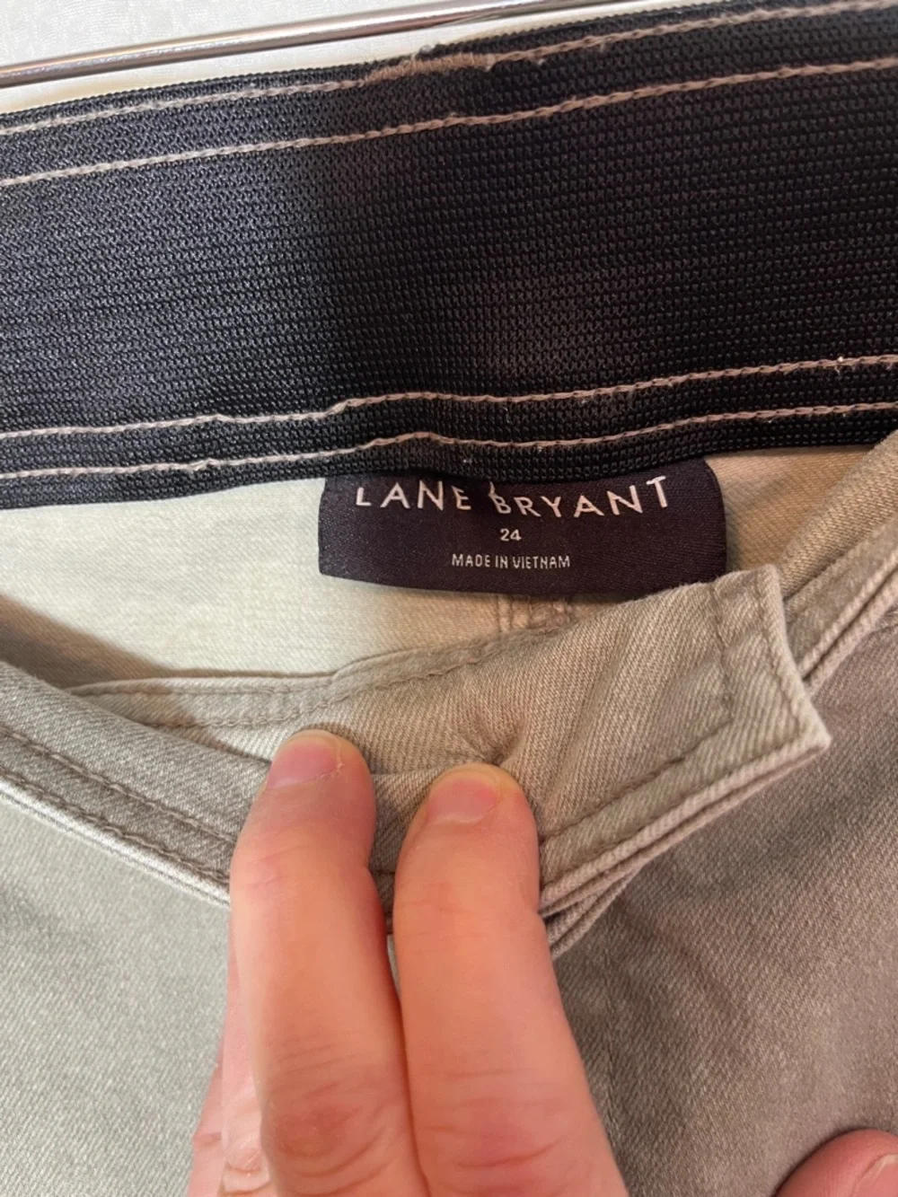 Lane Bryant Olive Green Wide Leg Crop Pants Size 24 High Rise Cargo Utility pant - Picture 2 of 7